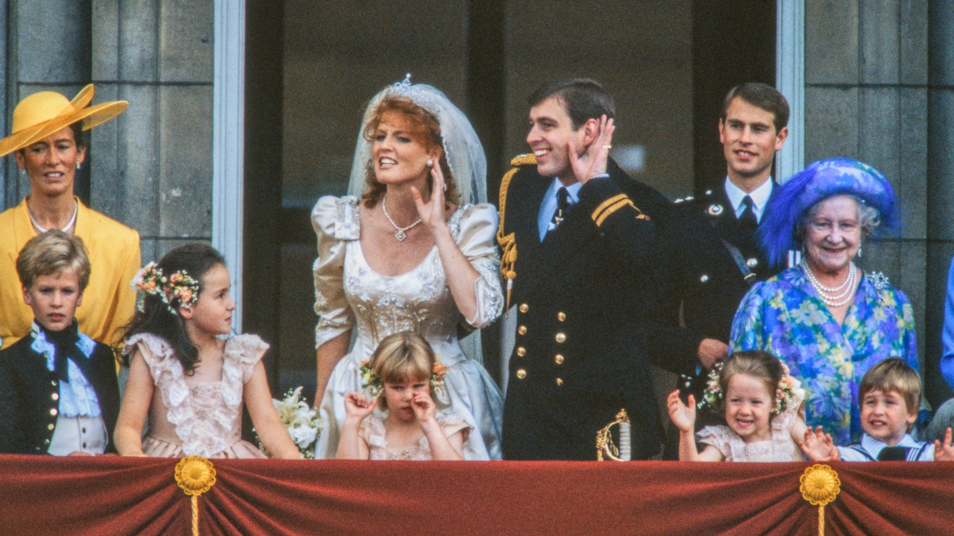 32 of the most iconic royal wedding pictures ever,…