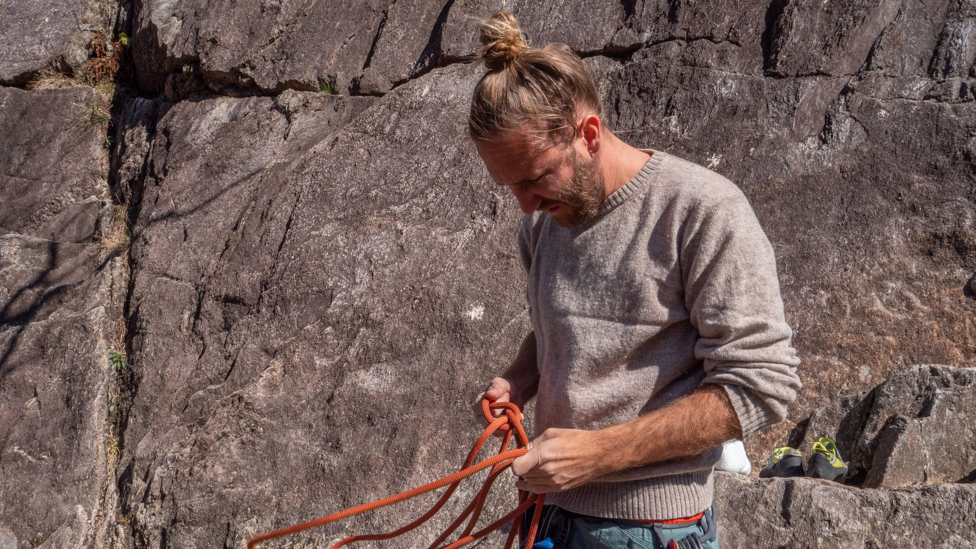 Rock climbing knots seven essential knots for the crag Advnture