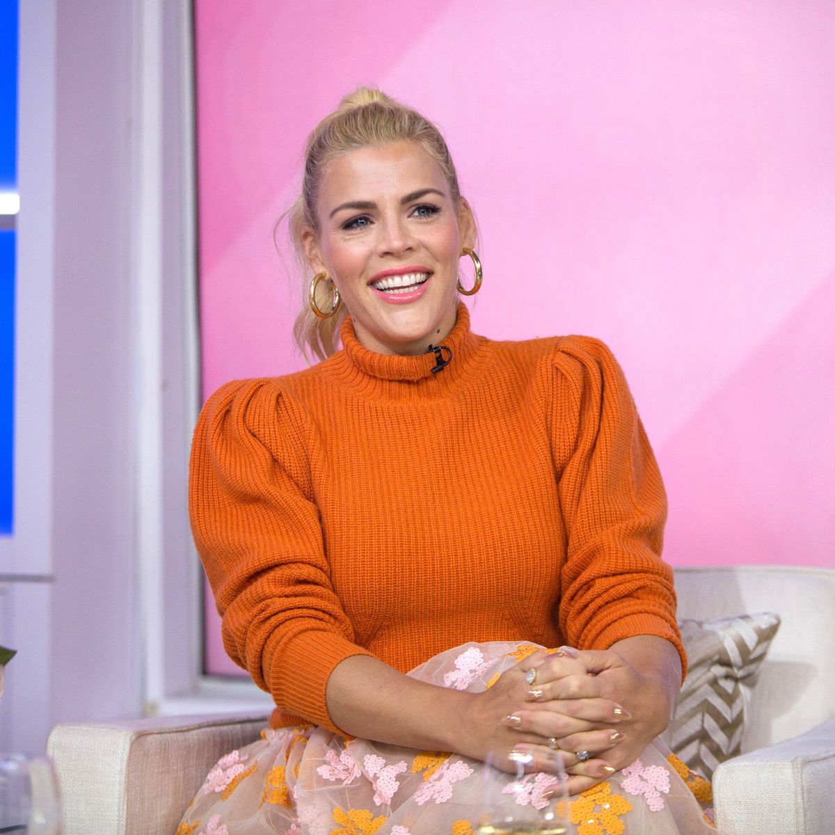 Busy Philipps to Host Her Own Talk Show Busy Philipps Lands Her Own