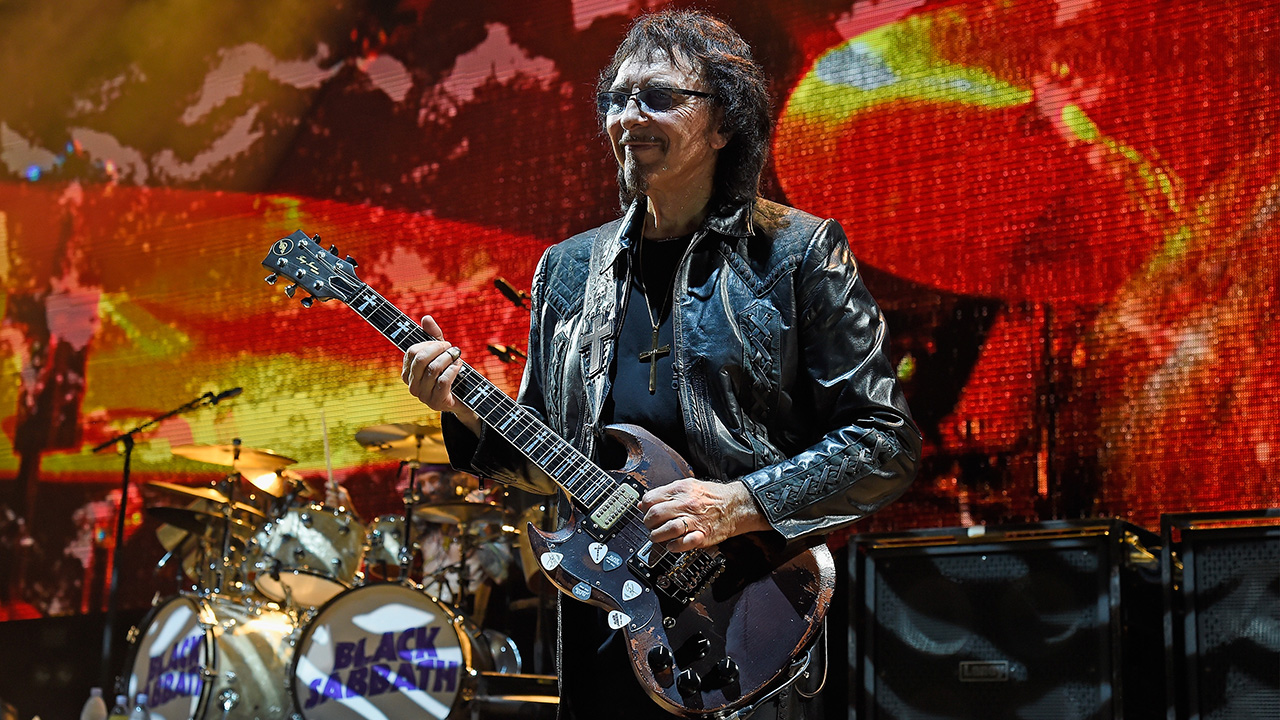 Tony Iommi 2022 Black Sabbath reunion would be a “great thing to do