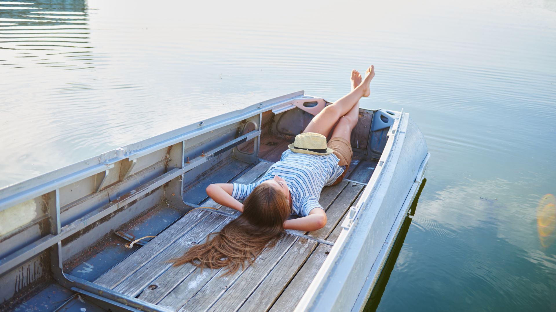 Military Sleep Method vs Navy SEAL sleep technique to fall asleep fast