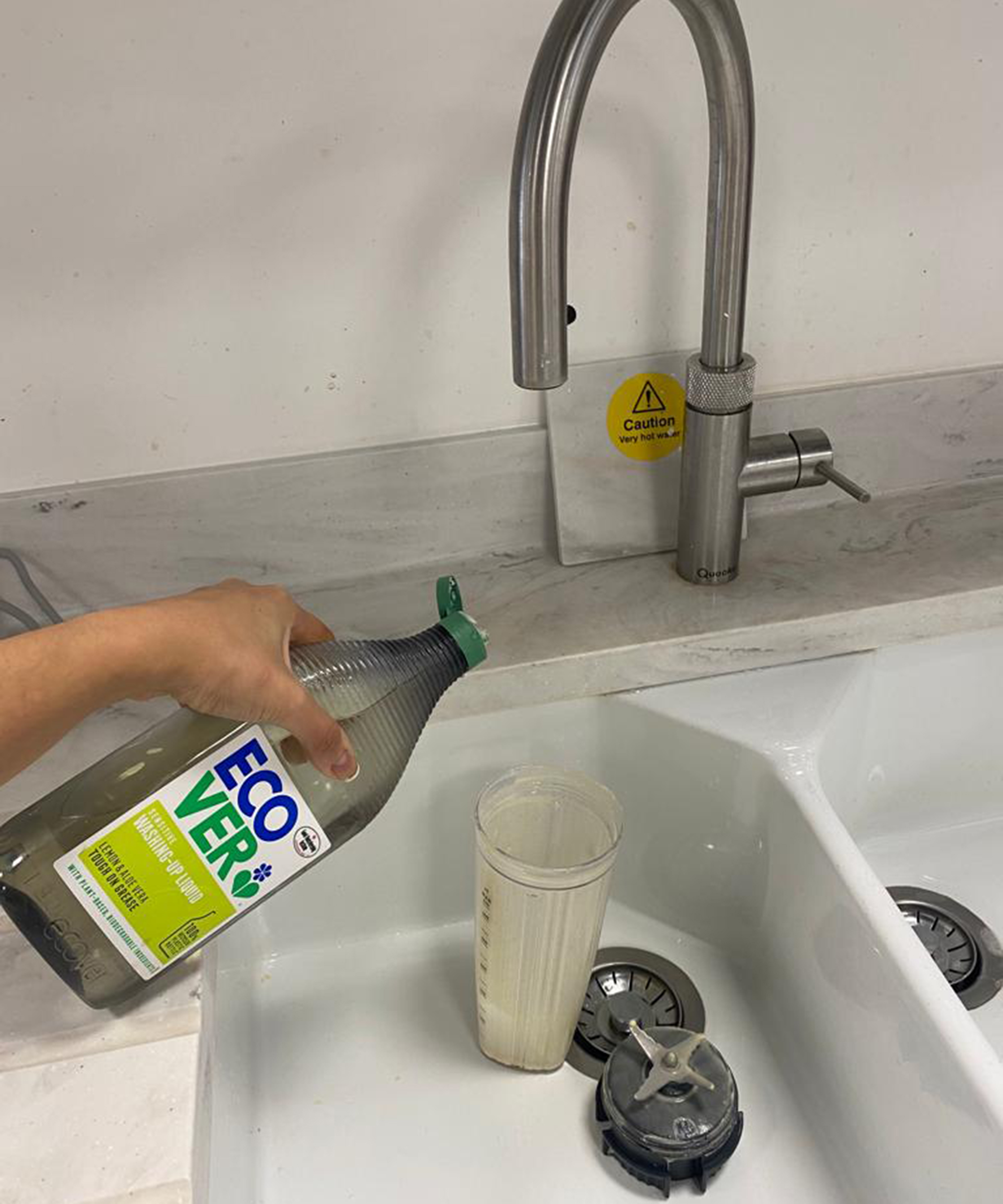 How to clean a blender Real Homes