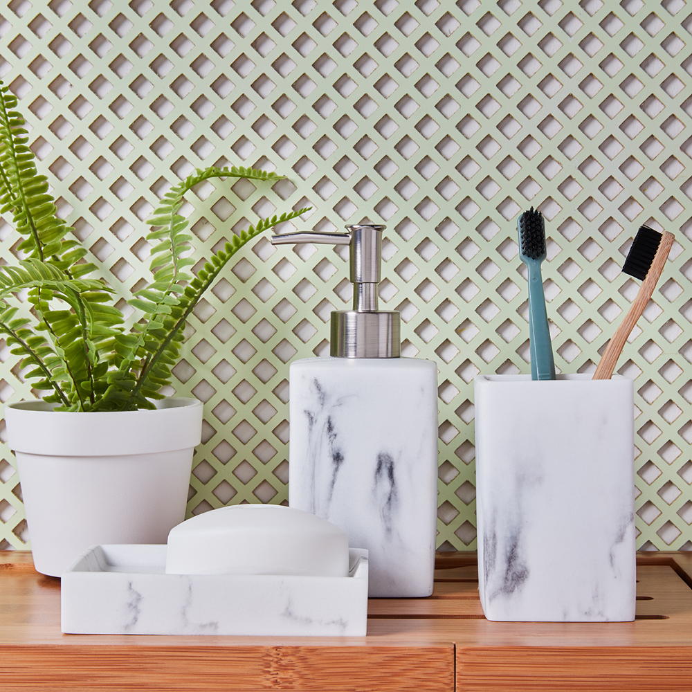 These marble primark bathroom accessories are a hit on Instagram