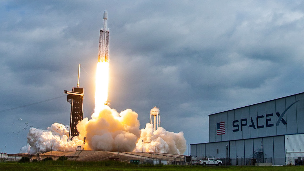 Spacex Rocket Launches 140 Satellites Into Orbit On Transporter15