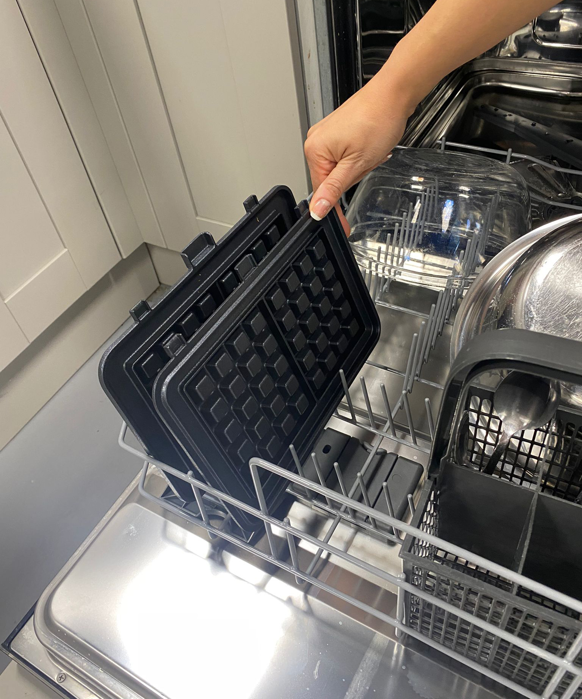 How to clean a waffle maker | Real Homes