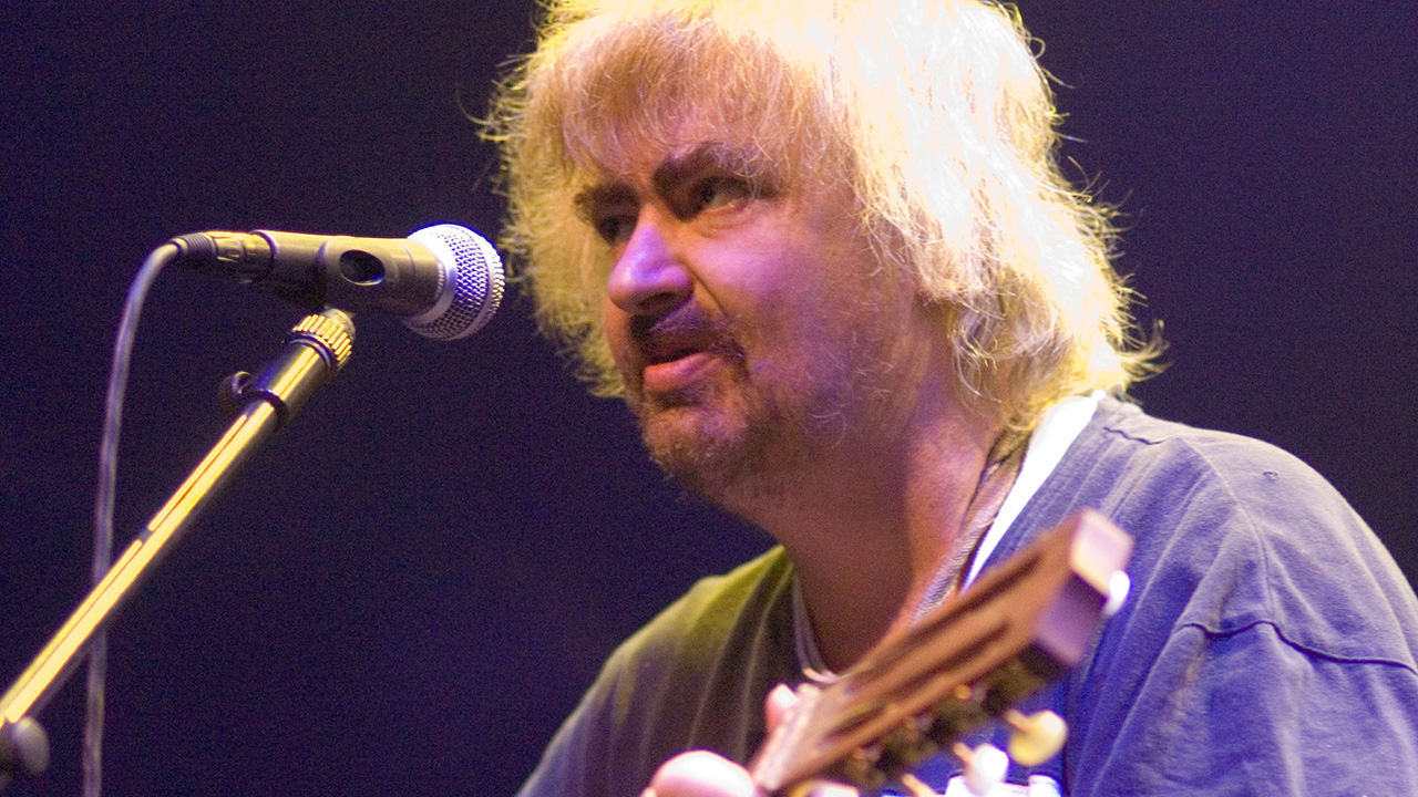 Cult indie songwriter, musician and artist Daniel Johnston dead at 58