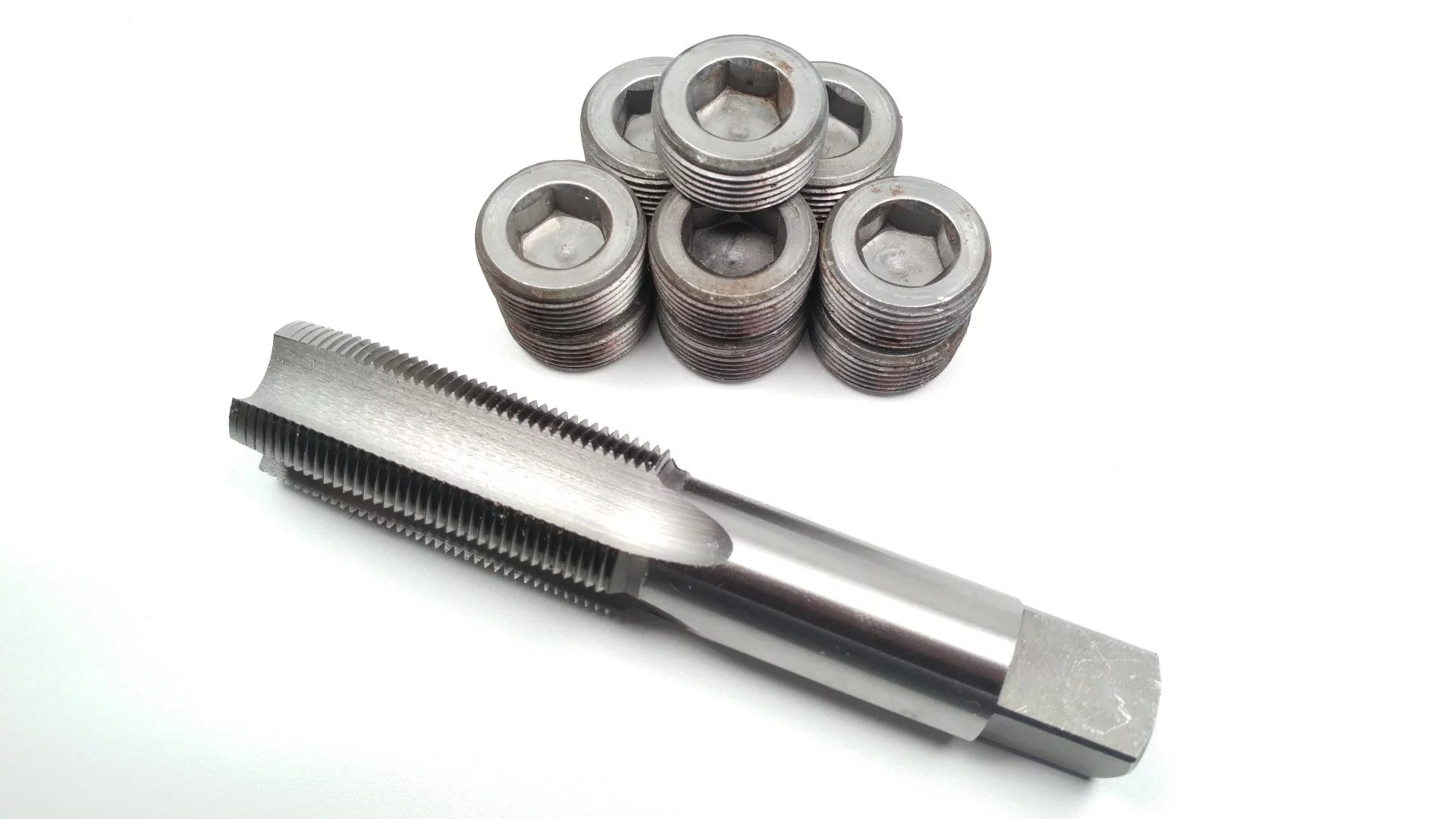 1998.52018 Cummins 5.9/6.7 Cylinder Head Screwin Freeze Plug