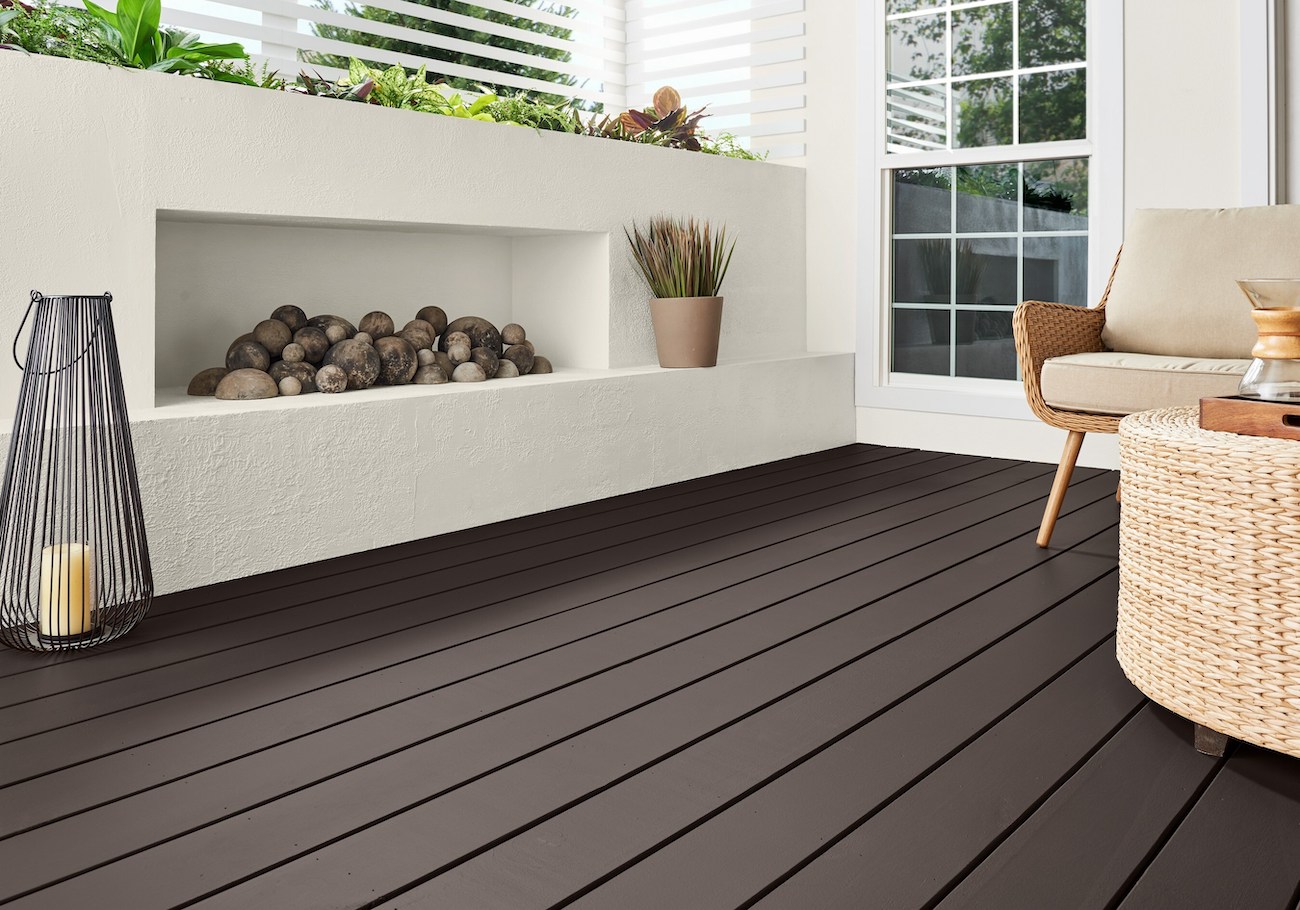 The Hottest Stain Colors for Your Deck in 2023