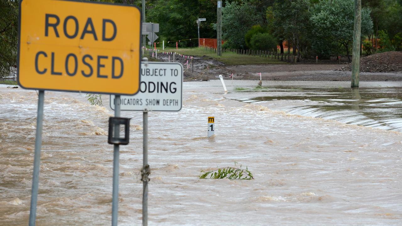Queensland weather Dalby flooding, lives and property at risk The