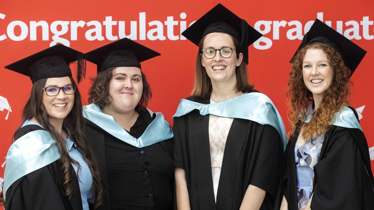 UTAS science student to graduate with nearperfect score