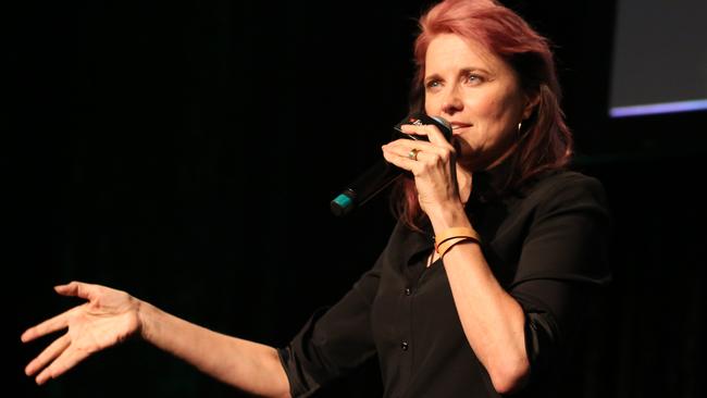 Oz ComicCon Xena star Lucy Lawless says Kalgoorlie was a
