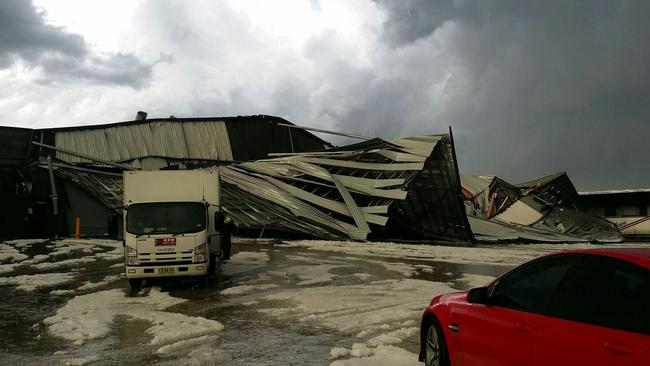 Roads turn to rivers as NSW suffers freak hailstorm Daily Telegraph