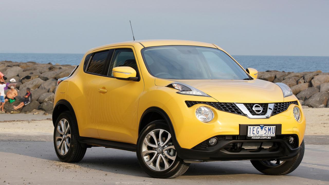 Nissan Juke TiS AWD v Toyota CHR Koba AWD