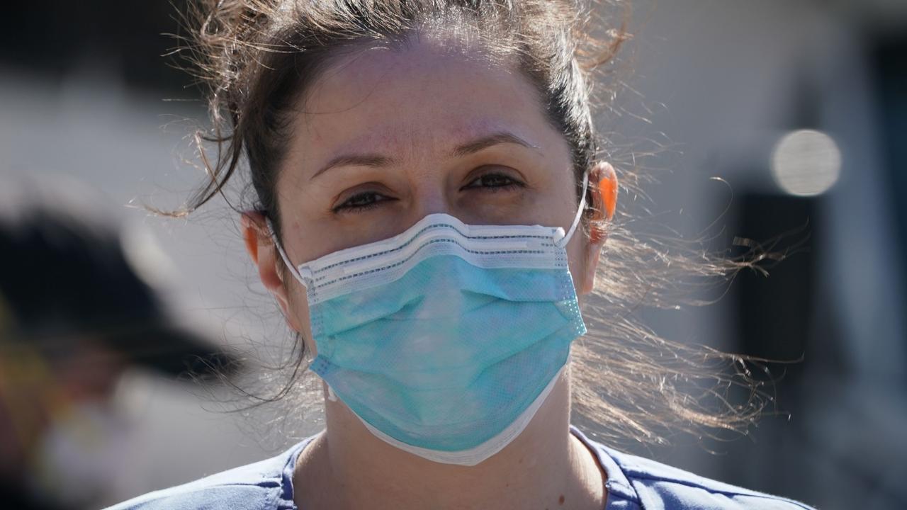 US begins COVID19 vaccinations as death toll passes