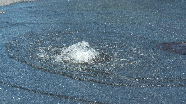 Warrigal Road Cheltenham closed due to burst water pipe