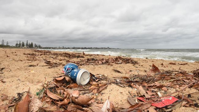 Gastro risk due to bacteria levels at Melbourne beaches Herald Sun