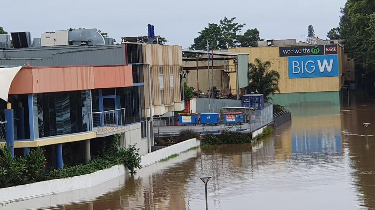 NSW weather, floods Sydney, midnorth coast evacuates, Kempsey under