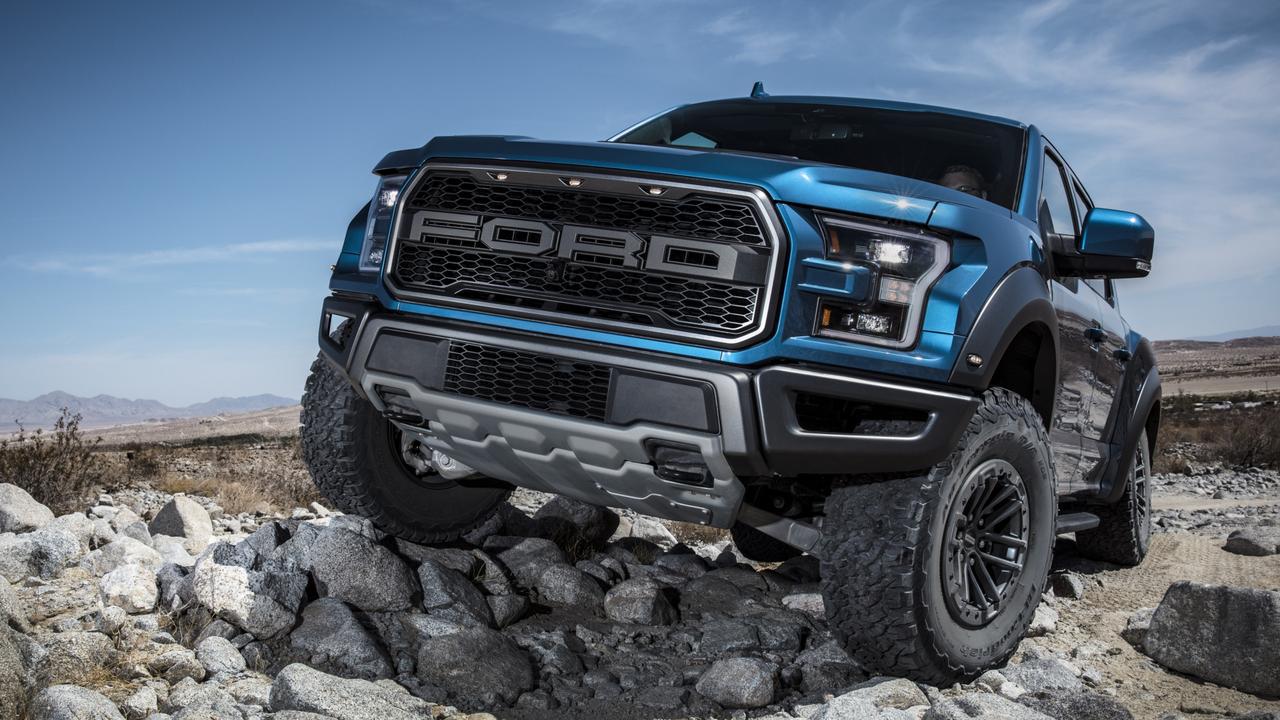 Ford F150 Electric ute tows 450 tonnes