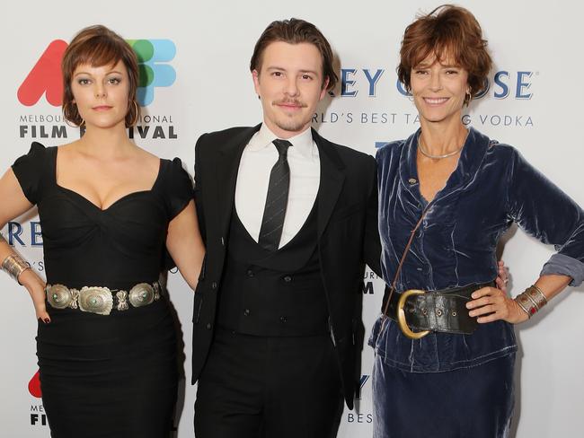 Benedict Samuel And Xavier Samuel Buying Coach Poppy Glamtote