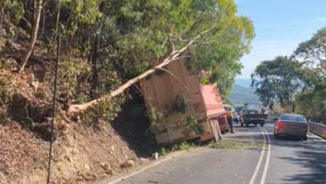 Kuranda Range Lengthy delays, closure expected on the notorious