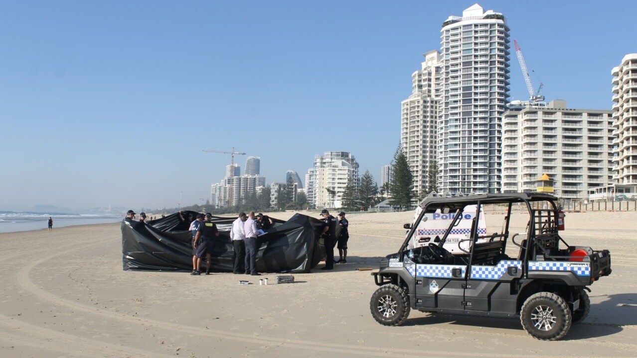 Gold Coast police probe body found on Surfers Paradise Gold Coast