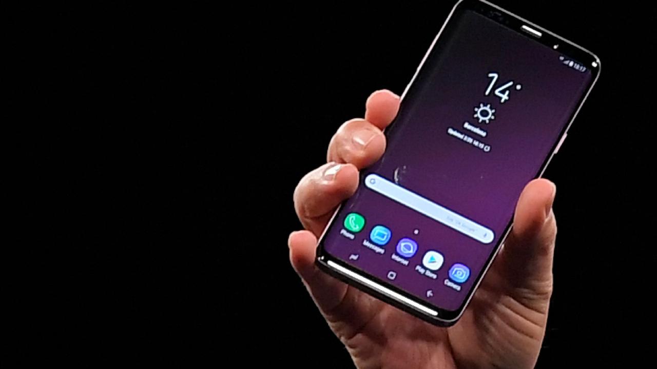 Phone claim not watertight ACCC takes Samsung to court