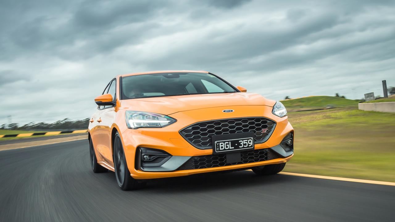Ford Focus ST Australian price, features, cost, review, rating, speed