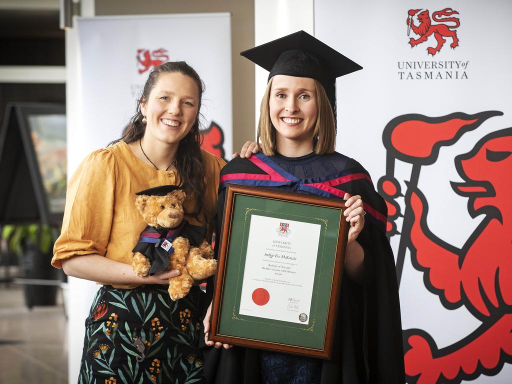 UTAS science student to graduate with nearperfect score