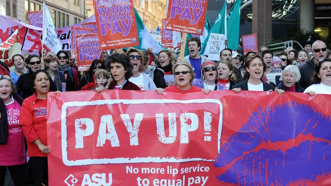 Gender inequality hits women where it hurts — the hip pocket The