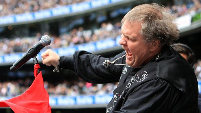 AFL Grand Final 2015 Meat Loaf roasts league, claims he was ‘spitting
