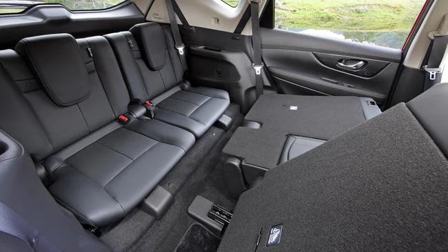 What’s the best compact sevenseat SUV? Nissan XTrail v Honda CRV