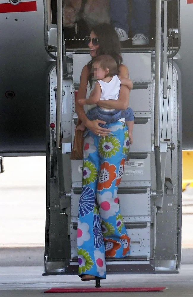 Clooney, Amal Clooney Twins pictured in rare photos