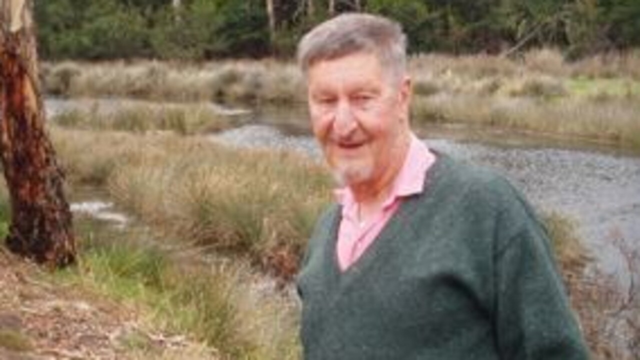 Dr John Hargrave remembered for his dedication to health in Aboriginal