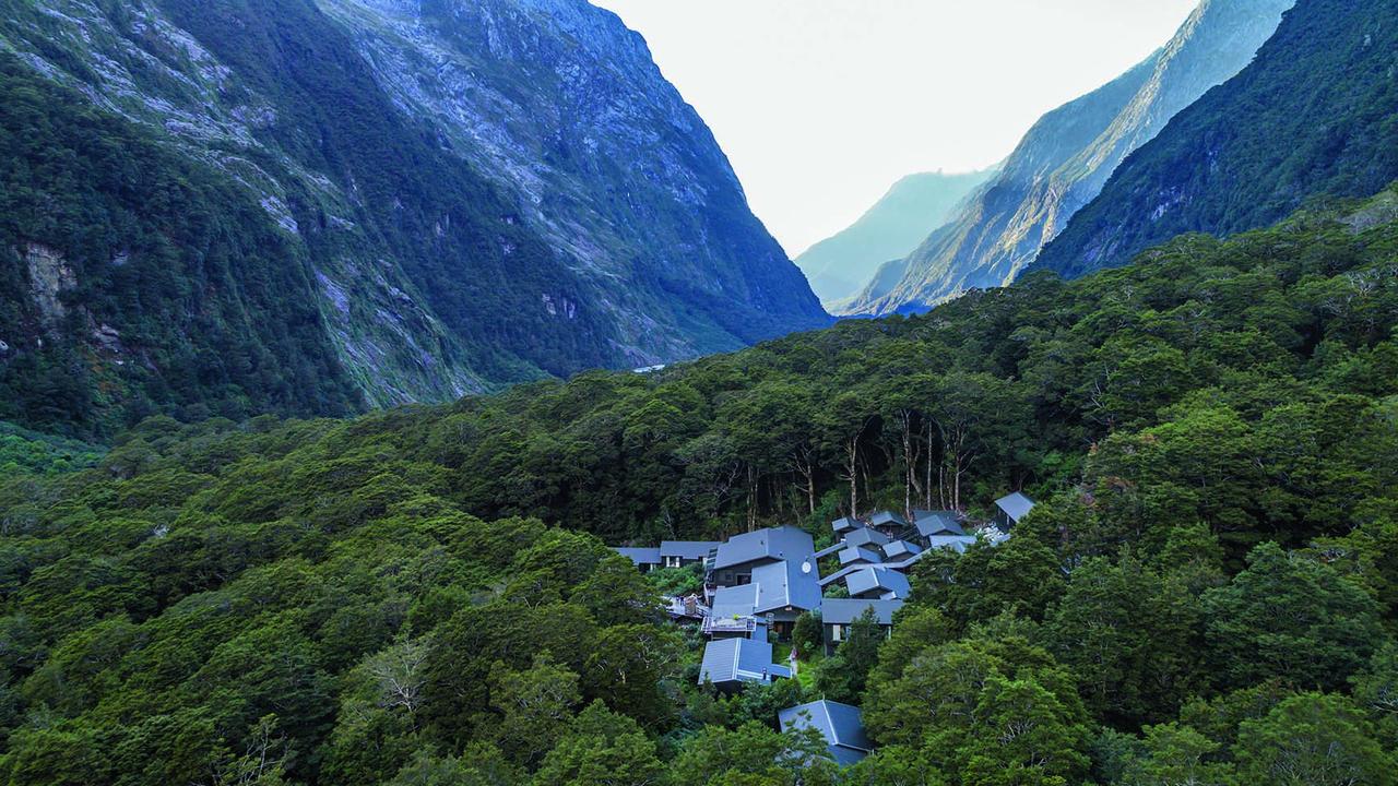 Hiking the Milford Track
