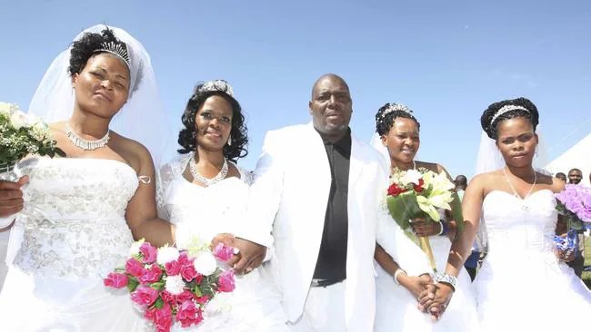 Polygamy websites are a whole other world