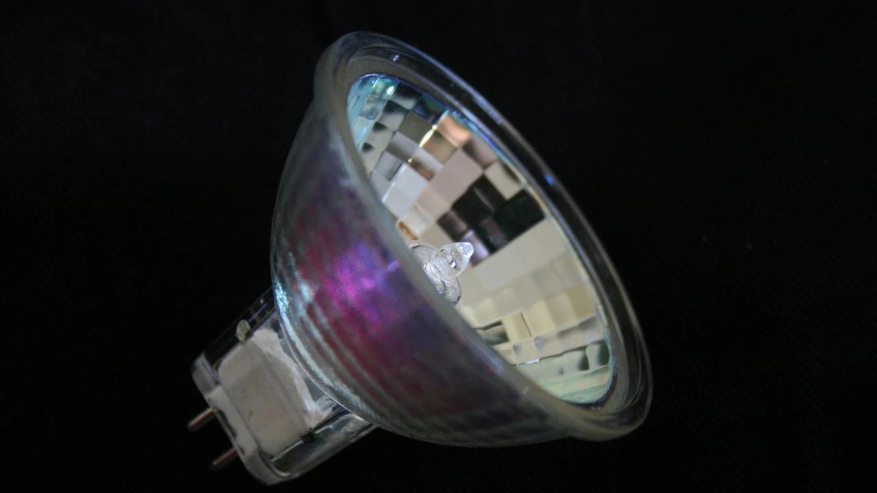 Halogen bulbs being phased out Gold Coast Bulletin