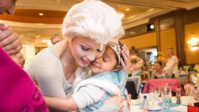 Disney’s Elsa brightens Samara’s day with special meeting Herald Sun