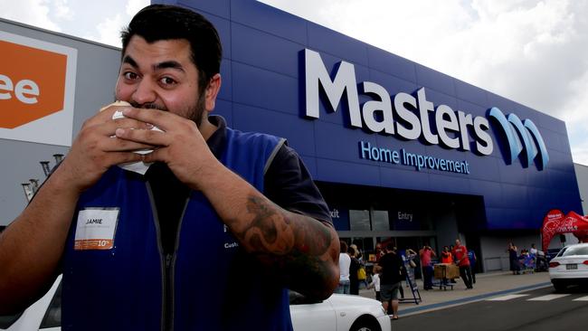 Bunnings vs. Masters Why Masters hardware store needs a second chance