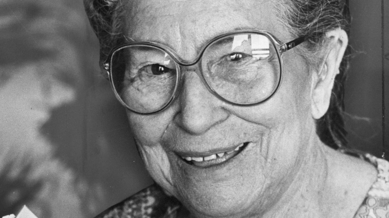 Lady Cilento hospital Cilento family push for reversal of name change