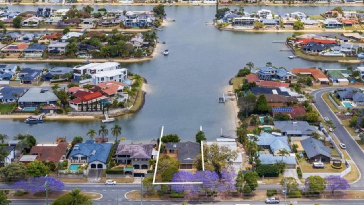 Gold Coast Home of wellknown protester on Rudd St, Broadbeach Waters