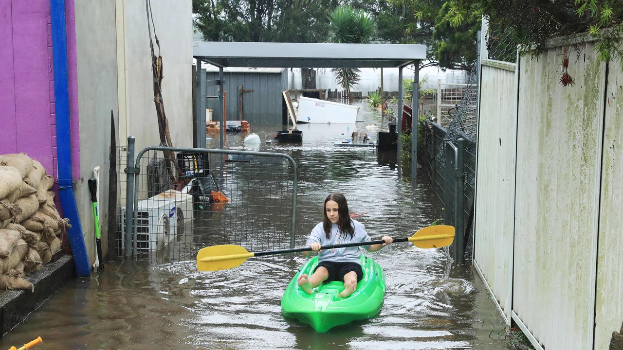 Federal government, insurers stop housing in floodrisk zones