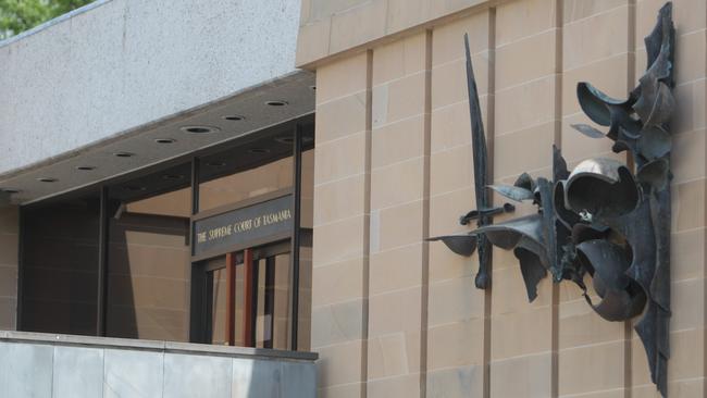 Crayfish trafficking trial opens in Hobart Supreme Court The Mercury