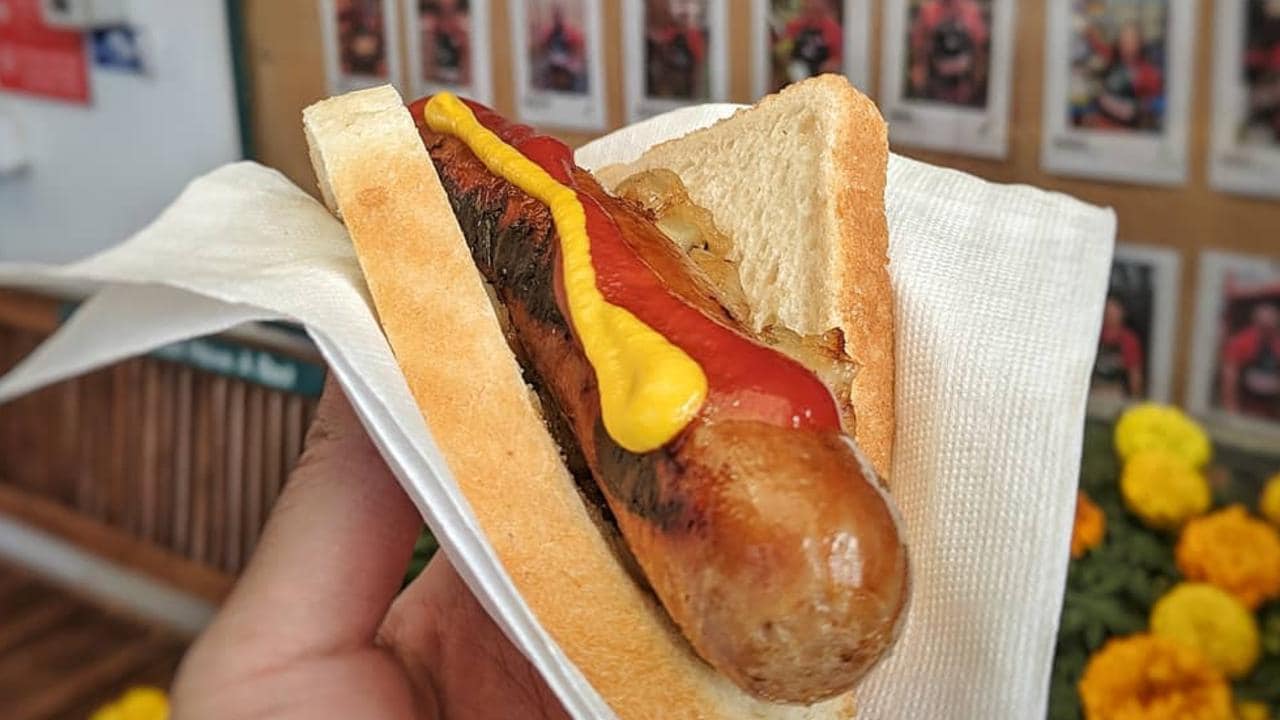 Bunnings sausage sizzle PETA calls on business to use vegan sausages