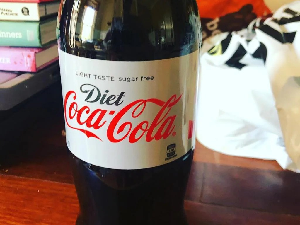 Drinking Diet Coke means you’re more likely to put weight on, doctors