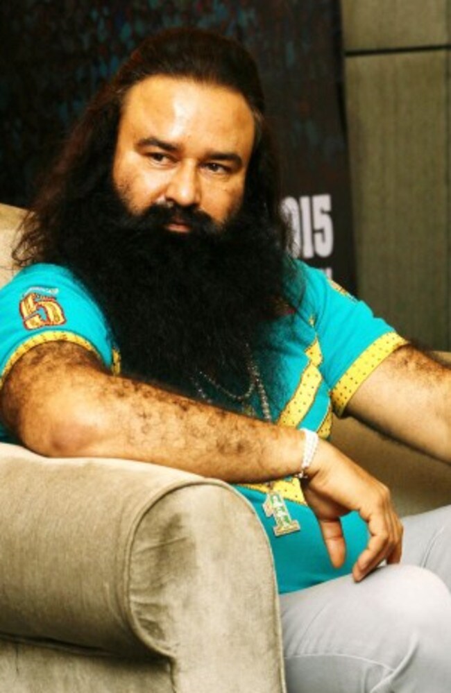 Indian godman Ram Rahim Singh in Punjab court amid security drama