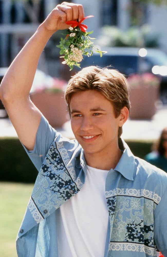 Jonathan Taylor Thomas 2021 Wife Kremi Png(012)