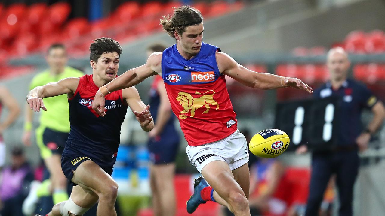 Brisbane Lions roar back into top spot
