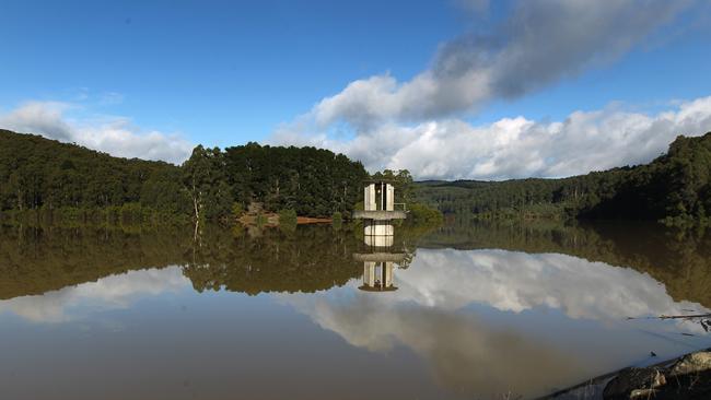 Dry winter hits Barwon water storages Geelong Advertiser