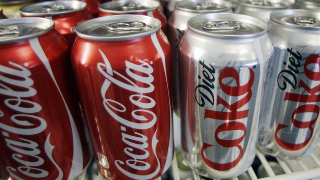 Science has revealed why Coca Cola taste better from a glass bottle