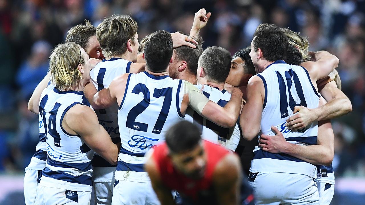 AFL round 18 Geelong Cats beat Melbourne Demons at GMHBA Stadium